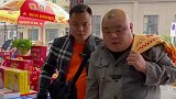 人总要有人在身边围绕，但他如果什么都不图你的，那可能就只有父母了