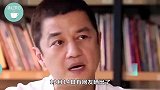 好事将近？李亚鹏带女儿见女友，李嫣捧手机玩不停和准后妈无交流