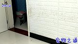 公猫打小猫后慌忙逃走，不料又被母猫找回来，它瞬间转变，太逗了