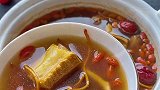 跟黄磊做鲍鱼排骨菌菇汤，汤鲜味美