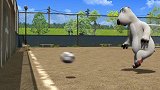 倒霉熊：贝肯熊和小企鹅比赛射门，一个足球还玩出了花样！