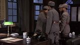 弹头上涂满了毒药，杀手想对大叔下手