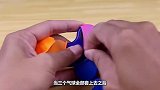 指尖陀螺要怎么最好玩老外将气球套在上面，转动时太美了吧