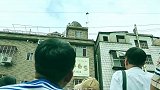 看热闹的，永远都是不嫌事大的