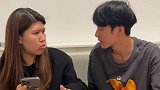 我们的自信来源于____？