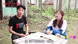 甜甜和来福把晕倒的妈妈从地里背回家，没想妈妈只是睡着了