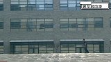 铠甲勇士：小伙被同伴欺负，黑化之后两眼通红