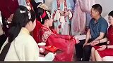 喝了一杯儿媳茶给了一个传家宝！