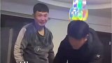 三年级女儿写作业遇难题爸爸和朋友们进行激烈探讨