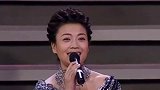 她曾23次上春晚，曾为工作离婚，今51岁感情失败孤身一人
