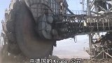 这样的挖掘机你看着像什么呢