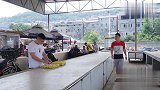 四川方言：卖鸡蛋可以取漂亮媳妇儿了，太赚了