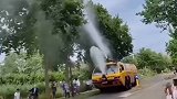 这洒水车真是不一般啊