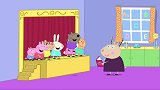 今天学校举行戏剧，大家回家后，都很用功的练习