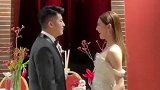 舞蹈中满满的都是爱情的气息