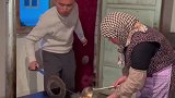 不要再迷惘，不要再流浪，缘分让孤独的我邂逅寂寞的你