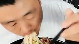 冷面是个好东西，看着就特别有食欲，吃起来也好吃