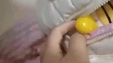 萌娃神操作上演丝滑蛋清蛋黄分离