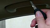 真晕了，汽车扶手居然有隐藏功能。