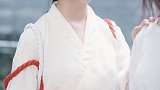 游子行天涯，慈亲倚堂门。常回家看看吧，别让等待变成遗憾。