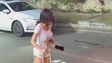 昨天刚回家老哥不是说来接我的