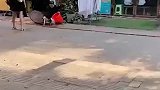 重庆一餐馆回收地沟油使用
