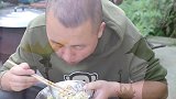 园子里的丝瓜可以吃了，做一道丝瓜炒鸡蛋，鲜香好吃，真下饭