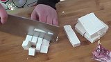 厨师小哥教你做麻辣豆腐,下酒又下饭,做法一看就会!