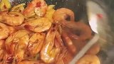 这一锅大虾，不知道能否提起你们的食欲