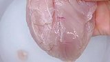 快速解冻肉的好方法来了，看完视频的你学会了吗？快去试试吧