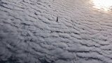 你以为我在其他星球拍美景，其实我一直在地球等着你。仙境云海