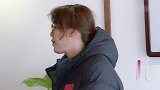 傅园慧心态崩溃尴尬离席,耿直女孩面对不熟悉的人也需要适应