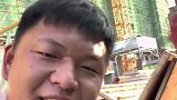 空调安装工给塔吊安装空调的间隙，清唱必杀技