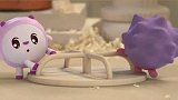 瑞奇宝宝：宝宝们知道吗，这个大象是用木头造的，真是太棒了