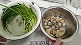 用猪肝和五花肉做道特色菜“肝尖白肉”一人吃两碗大米饭，真过瘾