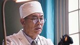 瞄准：女孩因为看不见，反而救了自己一命！