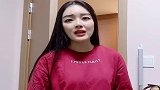 闺蜜要来借宿，美女让老公收拾卧室，进屋看到这一幕气炸了！