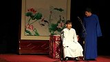 相声《奔跑吧曹操》男子和搭档唱京剧，活脱脱的变成了个送快递的