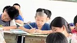 这俩的发型多少有点叛逆，哪个理发店？说出来避雷