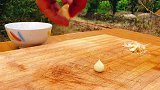 野外美食日记，30岁农村小伙隐居深山，看他每天吃啥好吃的