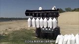 效率极高的装沙袋机器，一次装20袋沙子