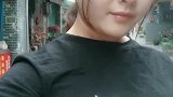 我就在等着比我更漂亮的美女出现，让我火一把，结果等了半个小时