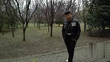二货遇劫匪找好兄弟借钱，没想到无人帮忙却感化了劫匪