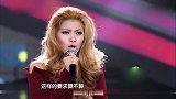 姑娘现场跟张杰飙高音，这高度谭维维都愣了，导师紧张的全体起立！