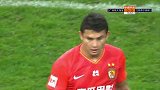 特谢拉1V5精彩突破 陷入恒大围剿艾克森犯规