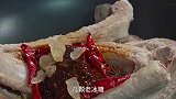 排骨别总是拿来炖汤或者做成糖醋的了，像我这样做，鲜香入味真香