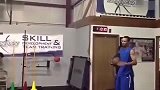 篮球-13年-库里休赛期训练视频 虚晃变向急停跳投三分-专题