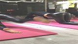 美女爱健身，这波操作亮了