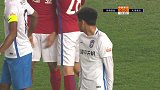 高佳润防守犯规送关键位置任意球 巴索戈长传轰炸难有威胁