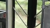 刚才是什么玩意嗖一下